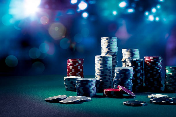 Live dealer at roulette table on gorila39 platform